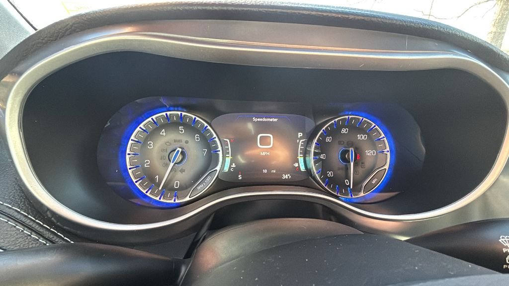 2026 Chrysler Pacifica Select - Photo 14