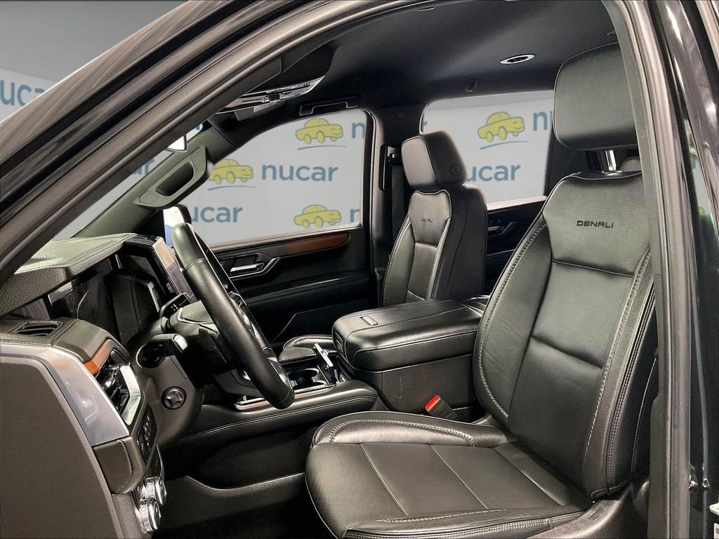 Used 2025 Black GMC Denali image 10