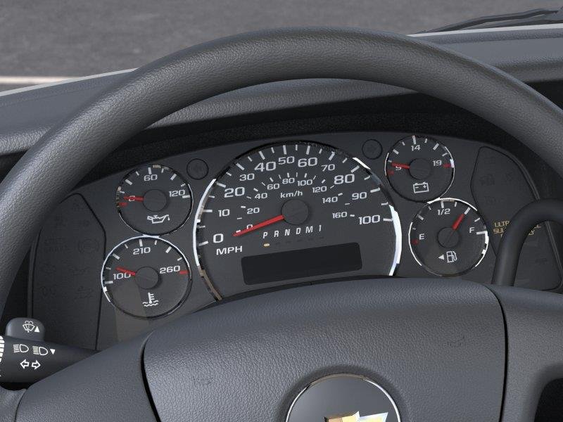 New 2025 Summit White Chevrolet 1WT image 18