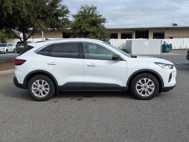 Used 2024 Oxford White Ford Active image 2