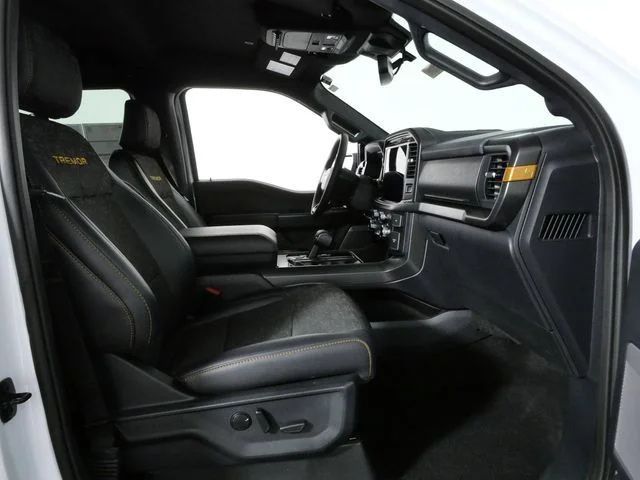 Certified Used 2025  Ford Tremor image 13