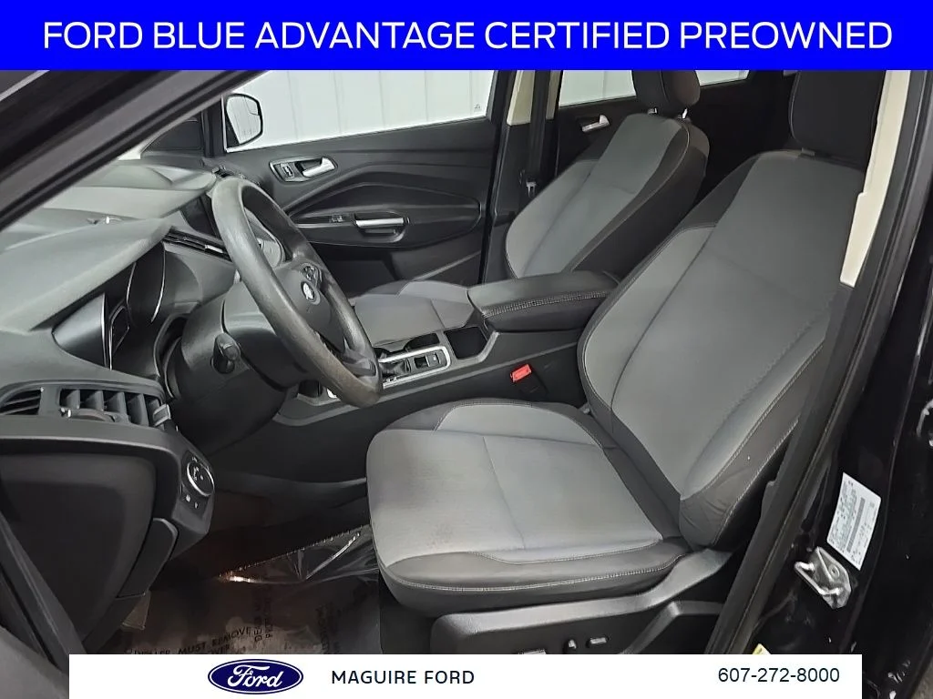 Used 2019 Black Ford SE image 33