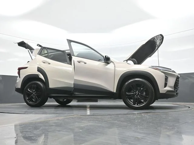 Used 2026 White Chevrolet ACTIV image 31