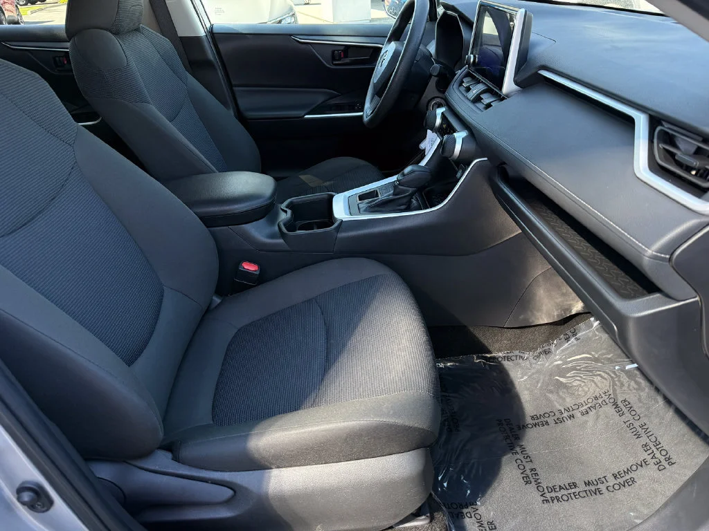 Used 2025  Toyota LE image 15