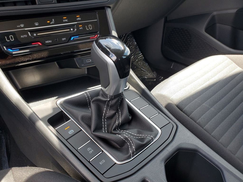 New 2026 Black Volkswagen 1.5T S image 17
