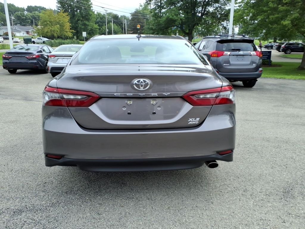 Used 2024 Predawn Gray Mica Toyota XLE image 6