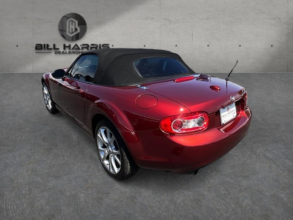 Used 2013 Red Mazda Grand Touring image 8