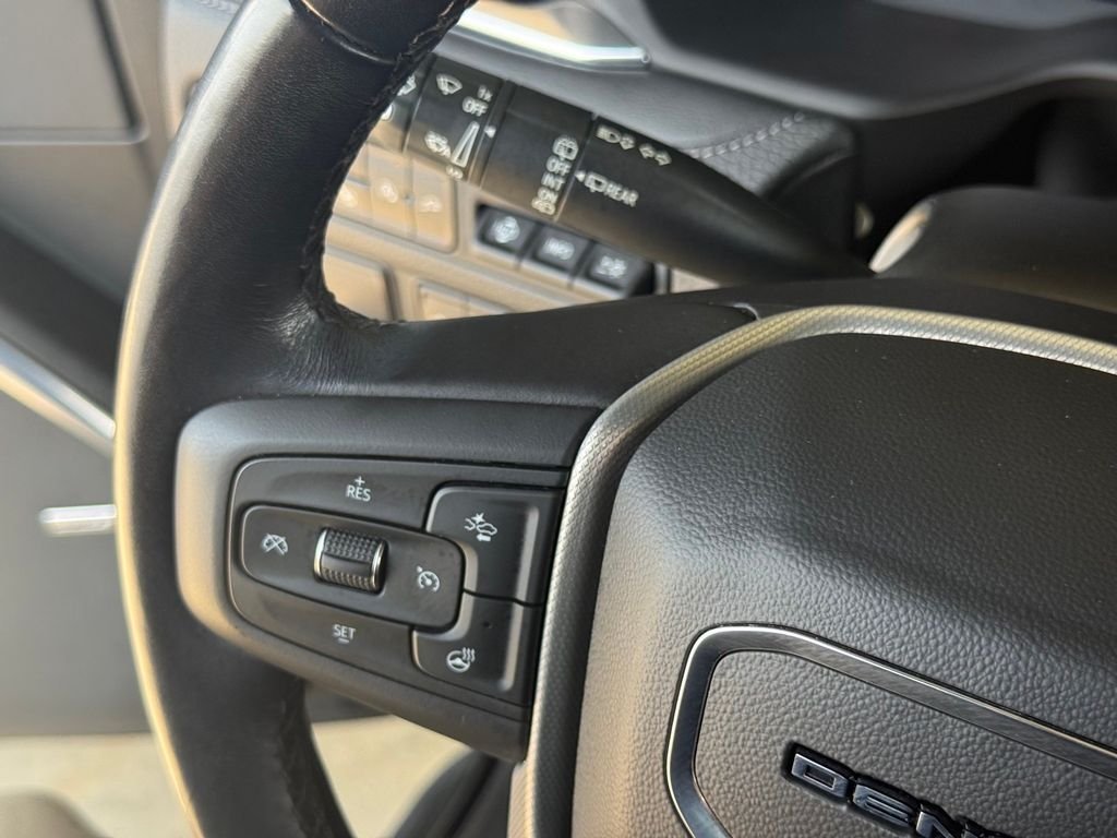 Used 2022 Black GMC Denali image 13