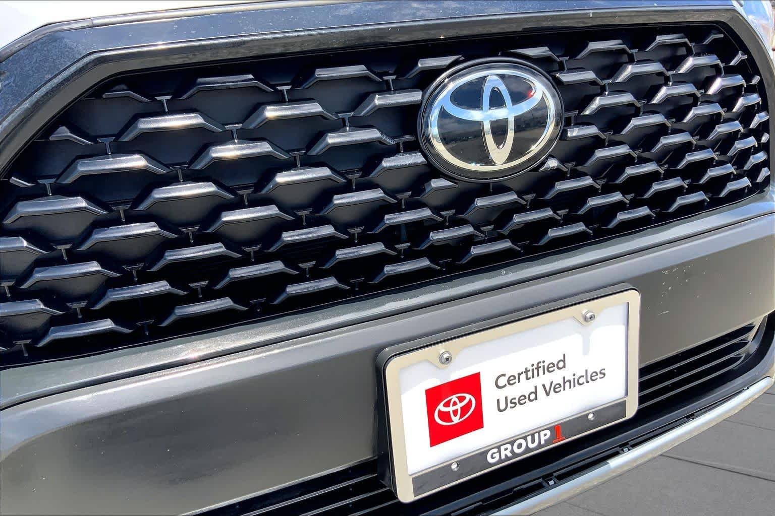 Used 2023 Sonic Silver Toyota LE image 29