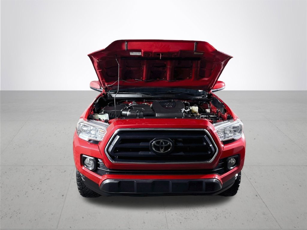 Used 2021 Red Toyota SR5 image 21