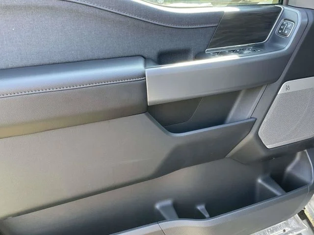 New 2026 Iconic Silver Metallic Ford Lariat image 17