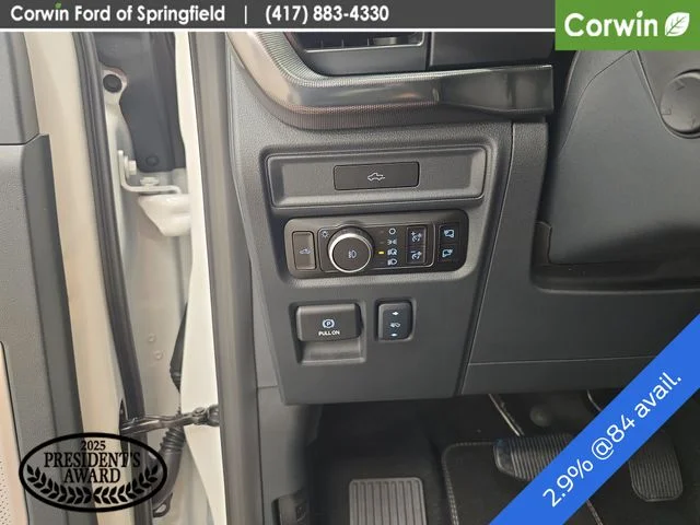 New 2026 Star White Metallic Tri-Coat Ford Platinum® image 39