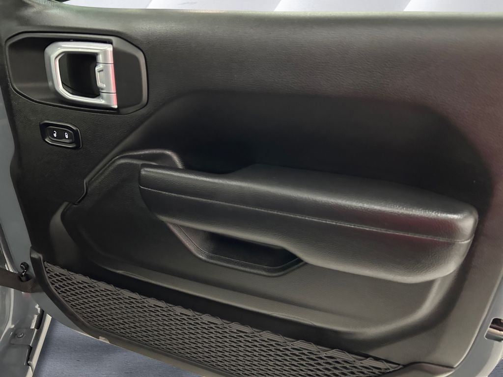 Used 2025 Gray Jeep Sport S image 15