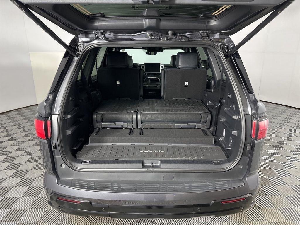 2026 Toyota Sequoia Platinum - Photo 36