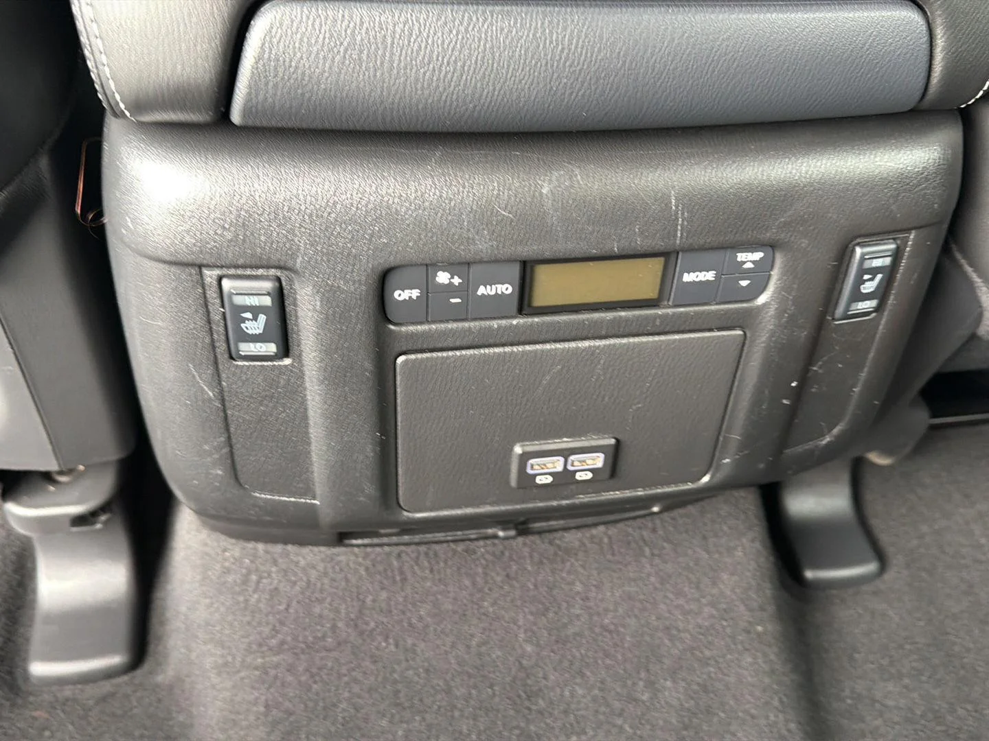 Used 2017 Forged Copper Nissan Platinum image 24