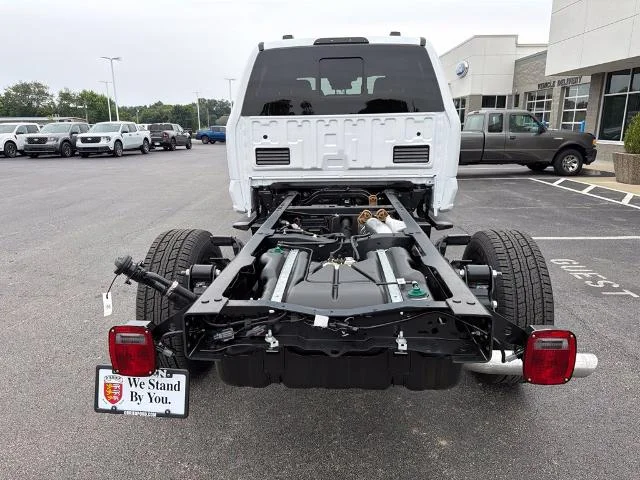 New 2026 Oxford White Ford F-350® XL image 30