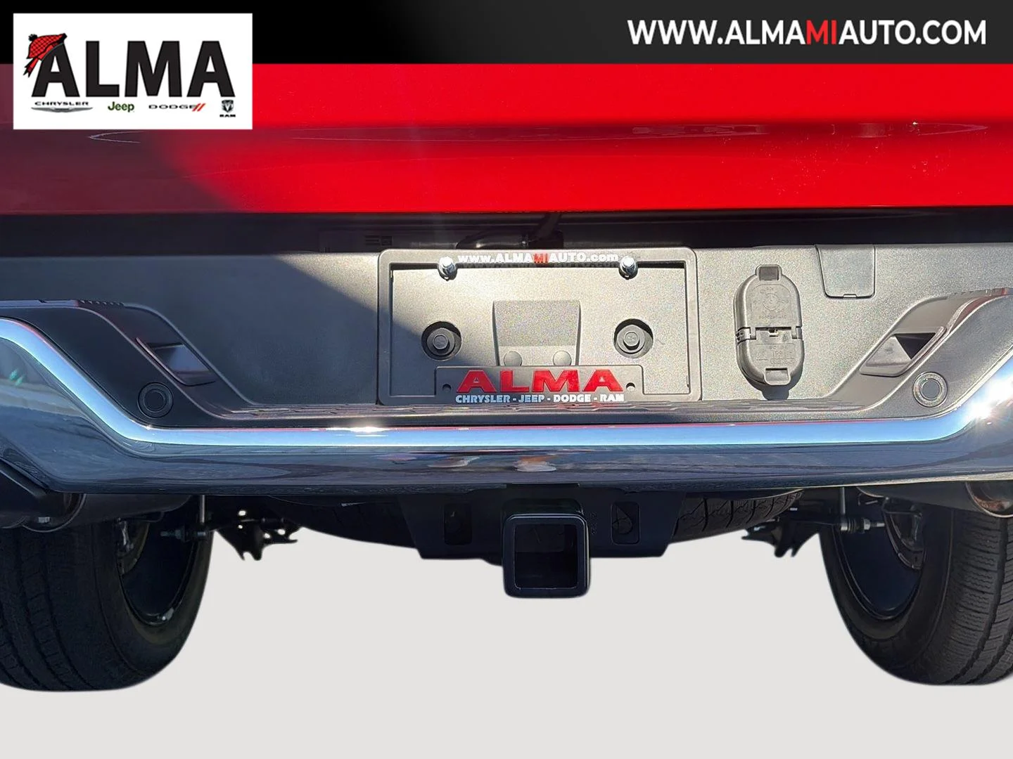 New 2027 Molten Red Pearl-Coat Exterior Paint RAM Laramie image 6