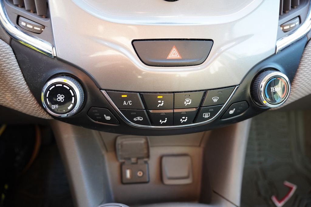 Used 2017 Mosaic Black Metallic Chevrolet LT image 6