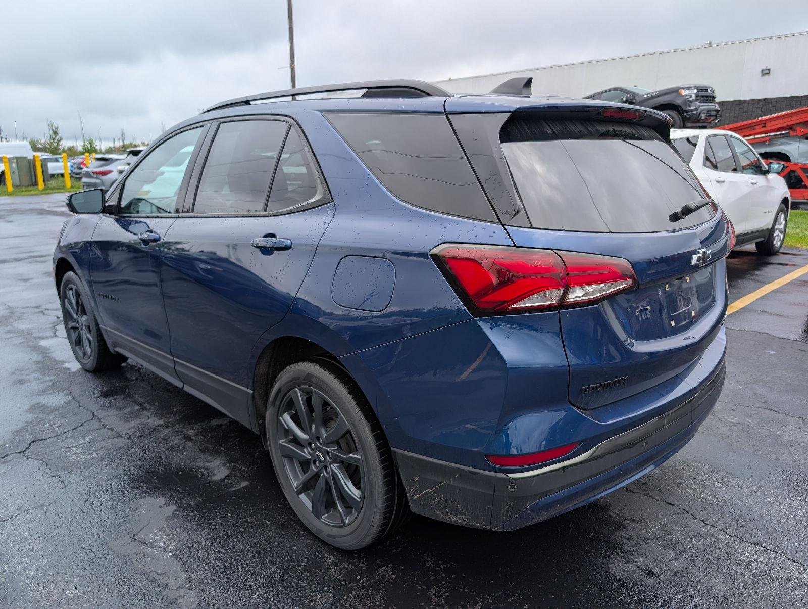 Used 2022 Blue Glow Metallic Chevrolet RS image 6