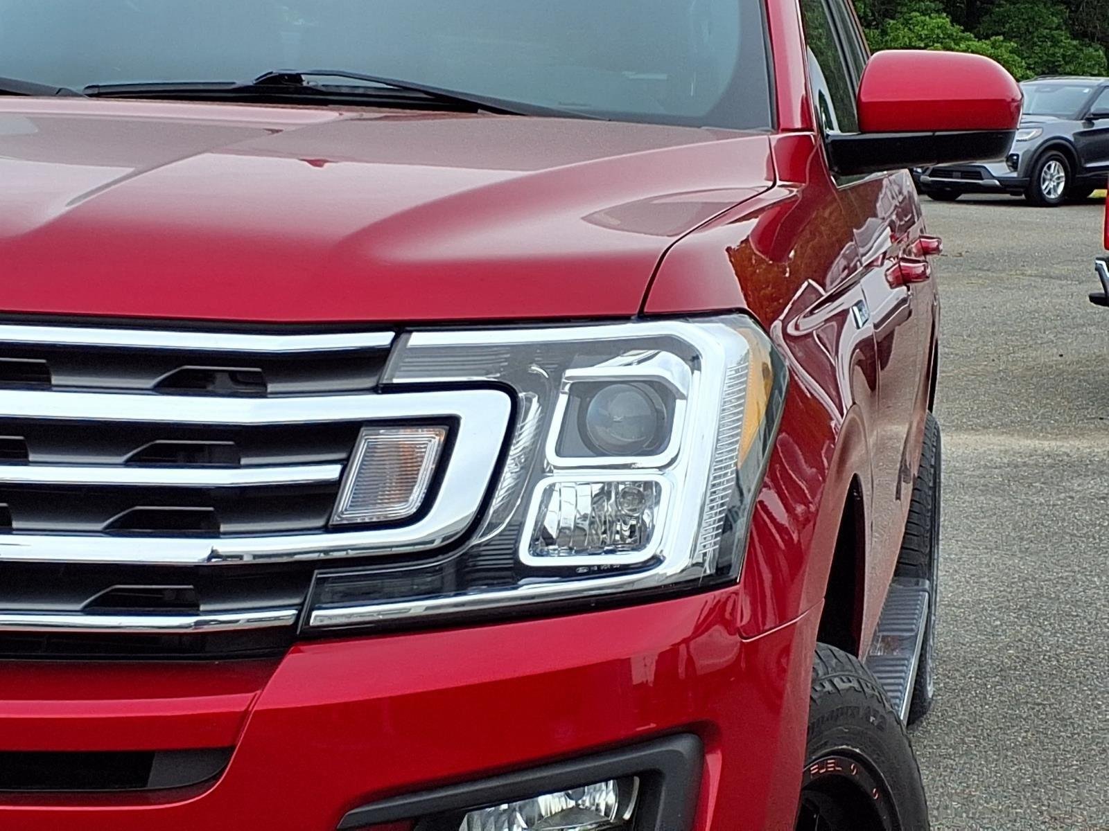 Used 2021 Rapid Red Metallic Tinted Clearcoat Ford XLT image 16