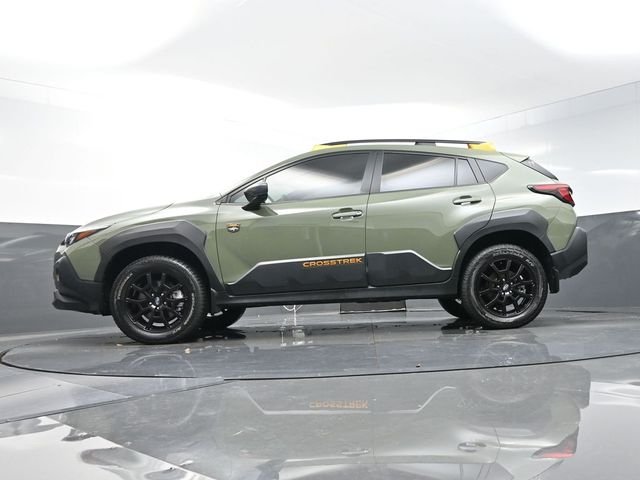 Used 2024 Green Subaru Wilderness image 39