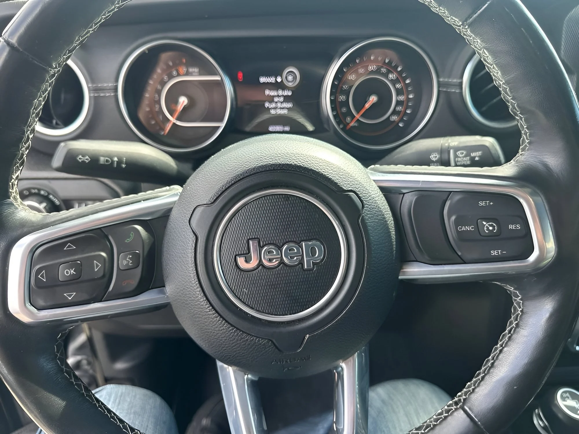 Certified Used 2022 Black Clearcoat Jeep Overland image 22
