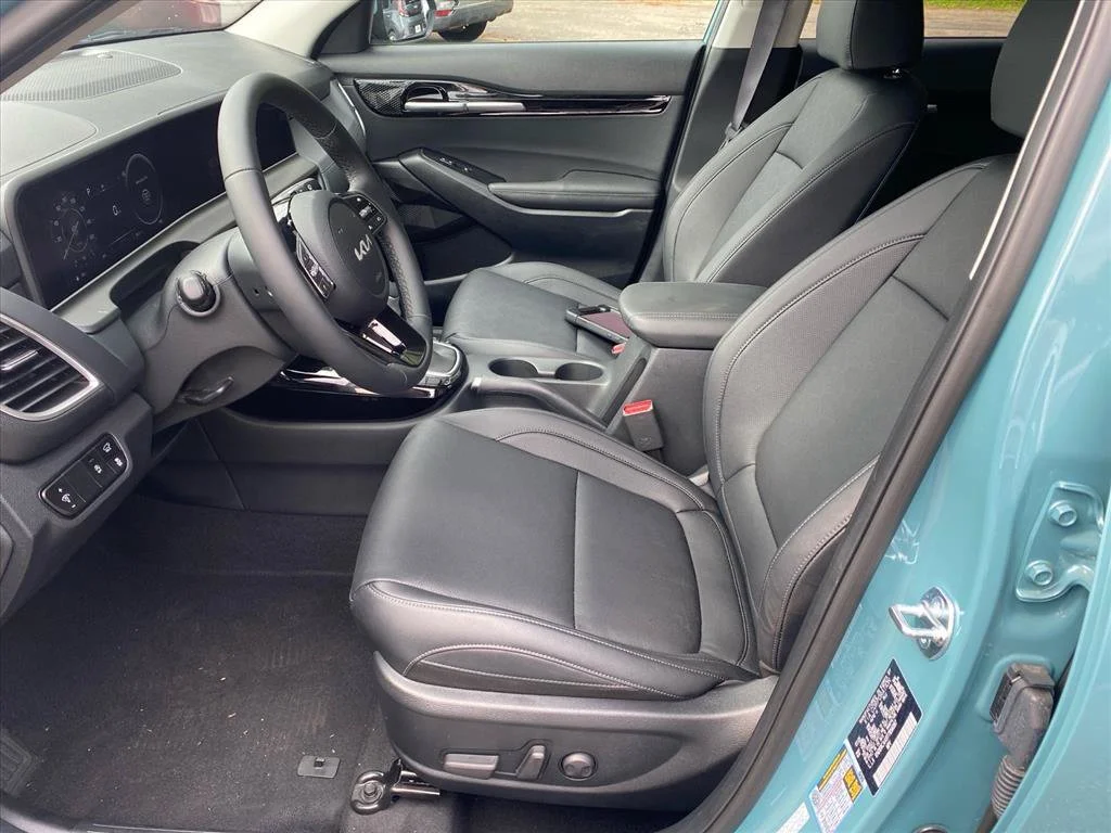 Certified Used 2026 Pluton Blue Kia EX image 10
