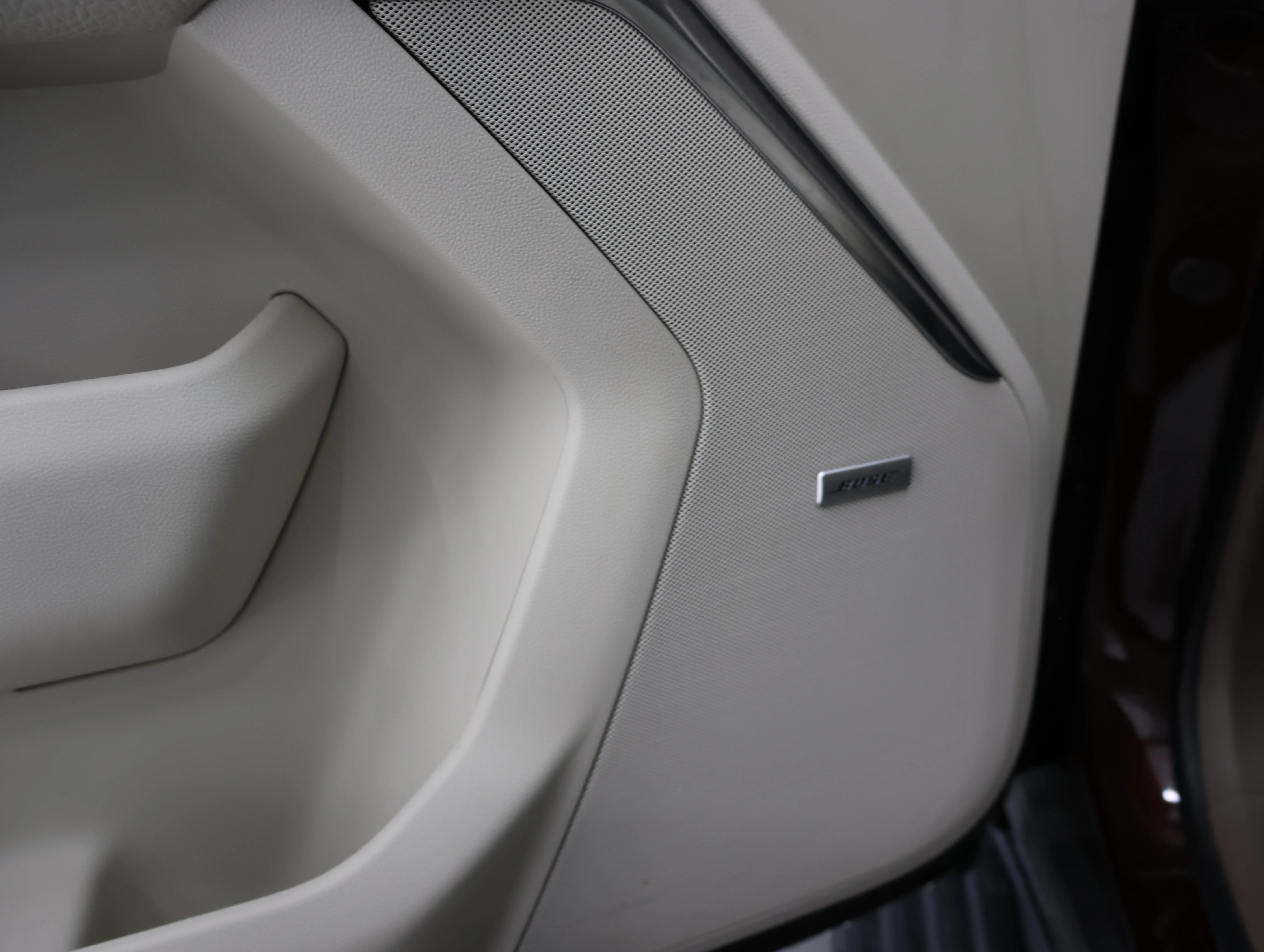 Used 2022 Redwood Metallic GMC Denali image 47