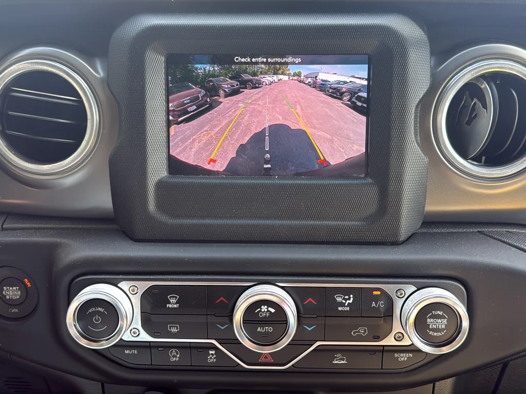 Used 2023 Black Jeep High Tide image 22