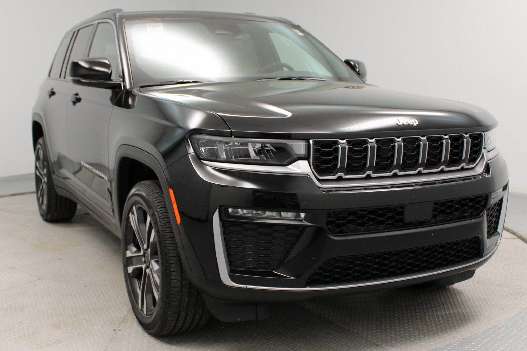 2027 Jeep Grand Cherokee