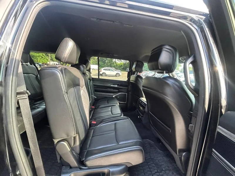 Used 2024 Black Jeep Series II Sport Utility 4D image 26