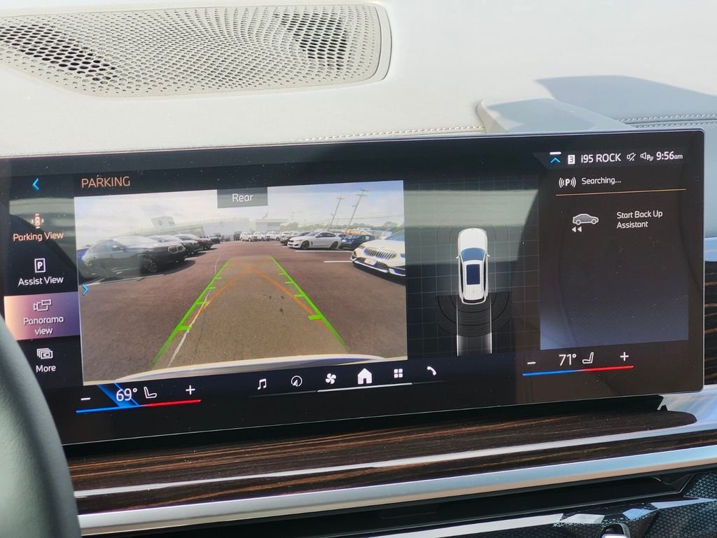 New 2026 White BMW xDrive40i image 21