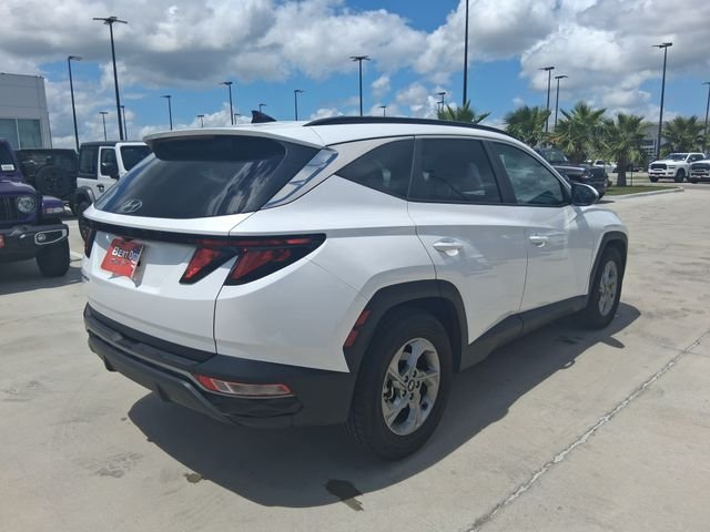 Used 2024 White Hyundai SEL image 7