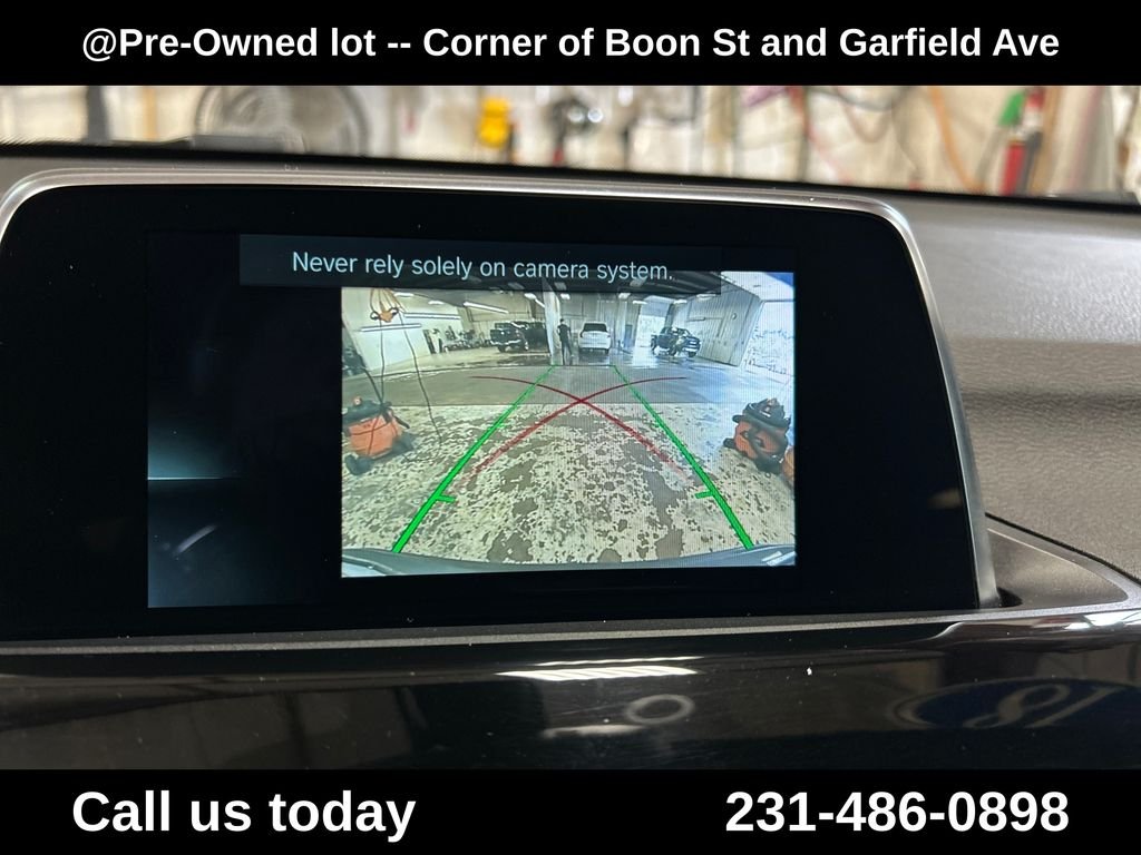 Used 2018 Gray BMW xDrive28i image 28