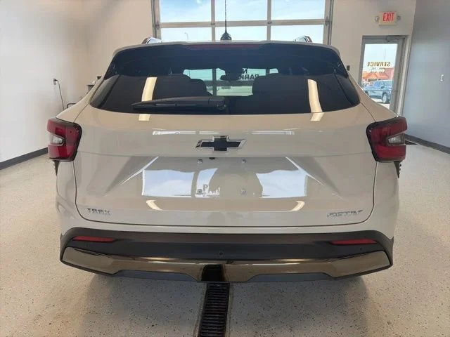 2026 Chevrolet Trax Activ - Photo 7