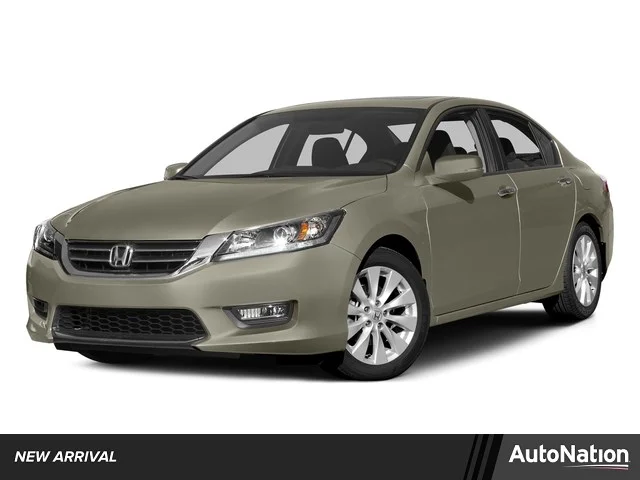 Used 2015 Champagne Frost Pearl Honda EX image 1