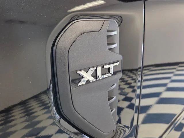 Used 2025 Black Ford XLT image 10