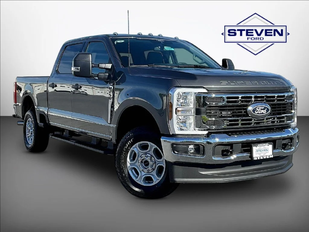 New 2027 Carbonized Gray Metallic Ford F-250® XLT image 1