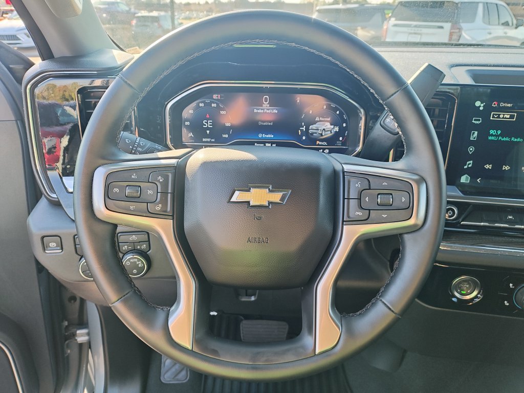 Used 2024 Gray Chevrolet LT image 17