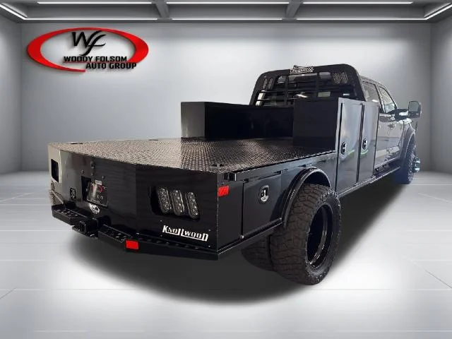 New 2026 Glacier Gray Metallic Tri-Coat Ford F-450® LARIAT® image 24