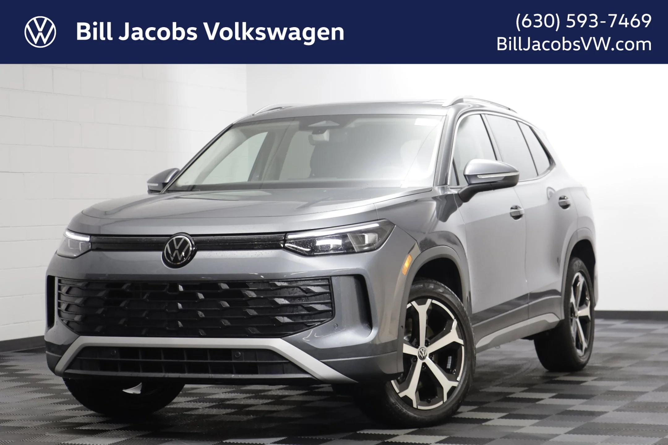 New 2026 Platinum Gray Volkswagen SE image 1