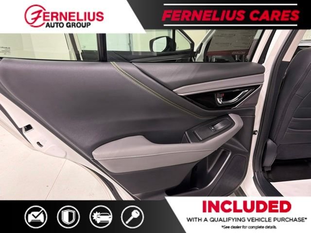 Used 2025 White Subaru Onyx Edition image 14