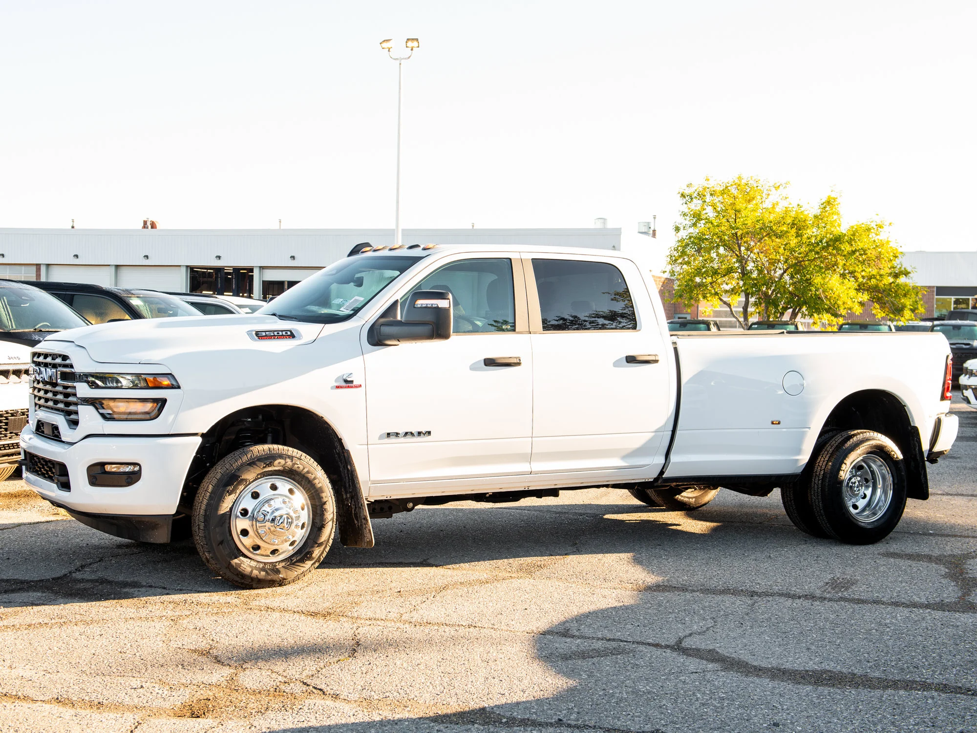 New 2026 White RAM Big Horn* Crew Cab 4x4 image 3