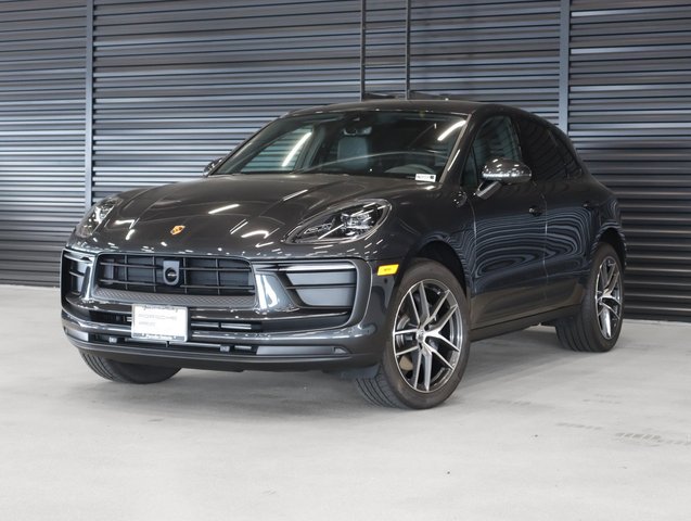 2026 Porsche Macan 