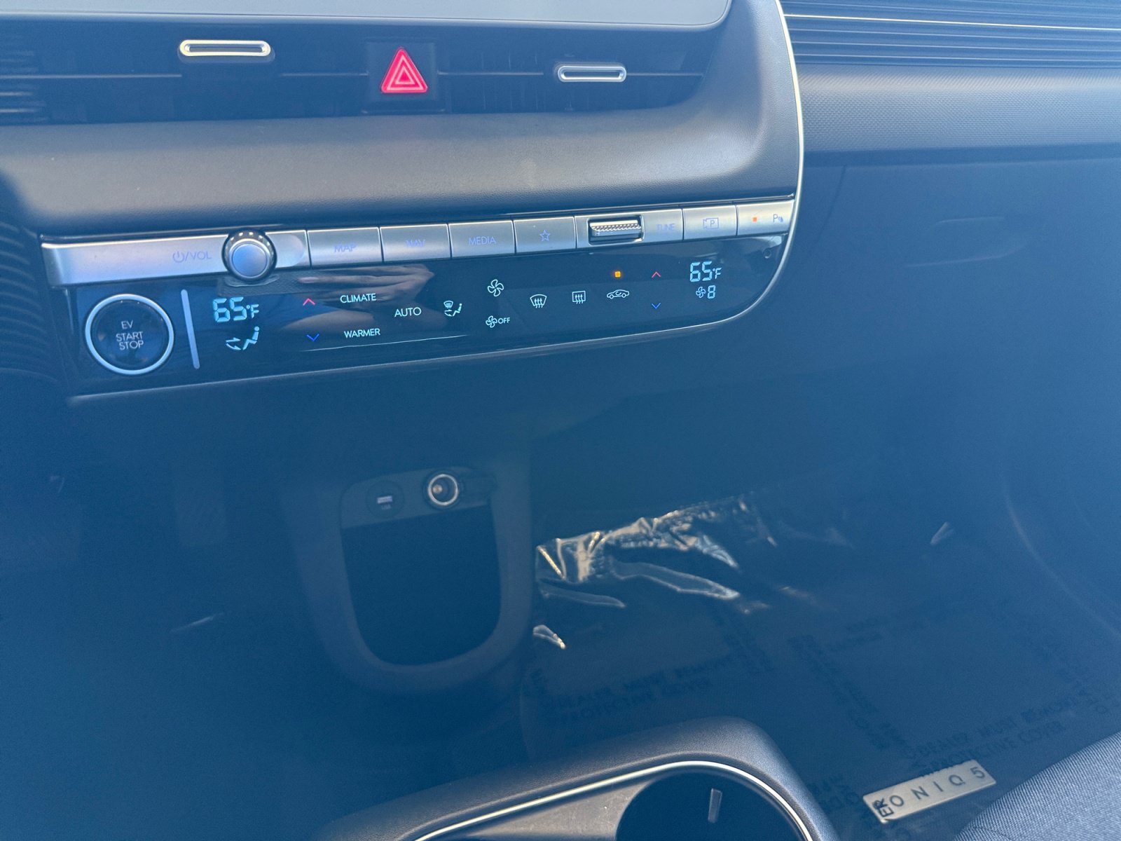 Certified Used 2024 Teal Hyundai SEL image 13