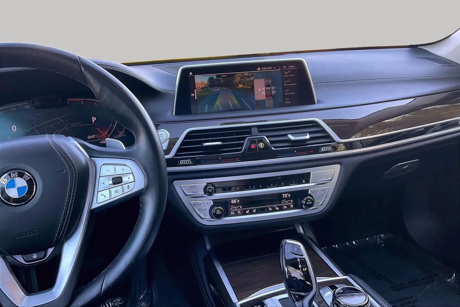 Used 2022 Dark Graphite Metallic BMW 750i xDrive image 6