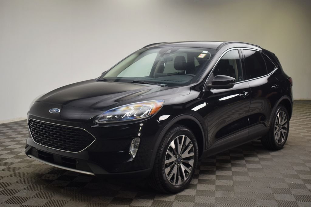 Used 2020 Ford Escape Titanium with VIN 1FMCU9J99LUB15689 for sale in Barberton, OH