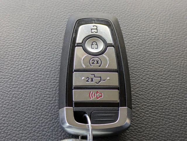 New 2026 Gray Ford Lariat image 28