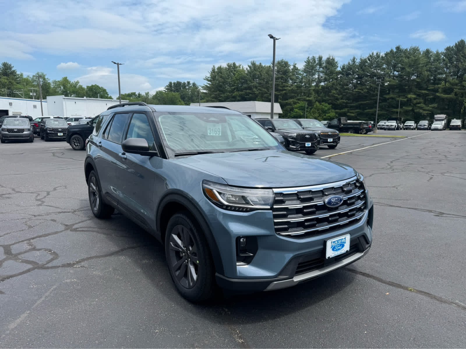 New 2026 Vapor Blue Metallic Ford Active w/200A Pkg image 8