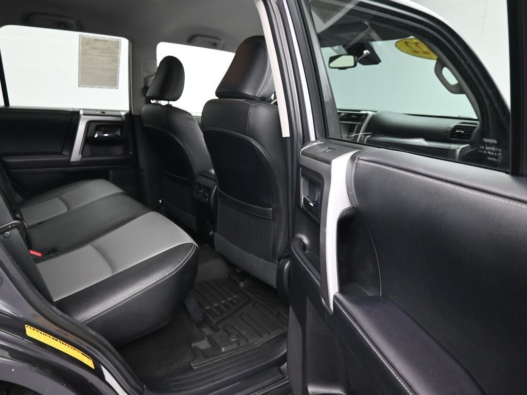 2022 Toyota 4Runner SR5 Premium - Photo 12